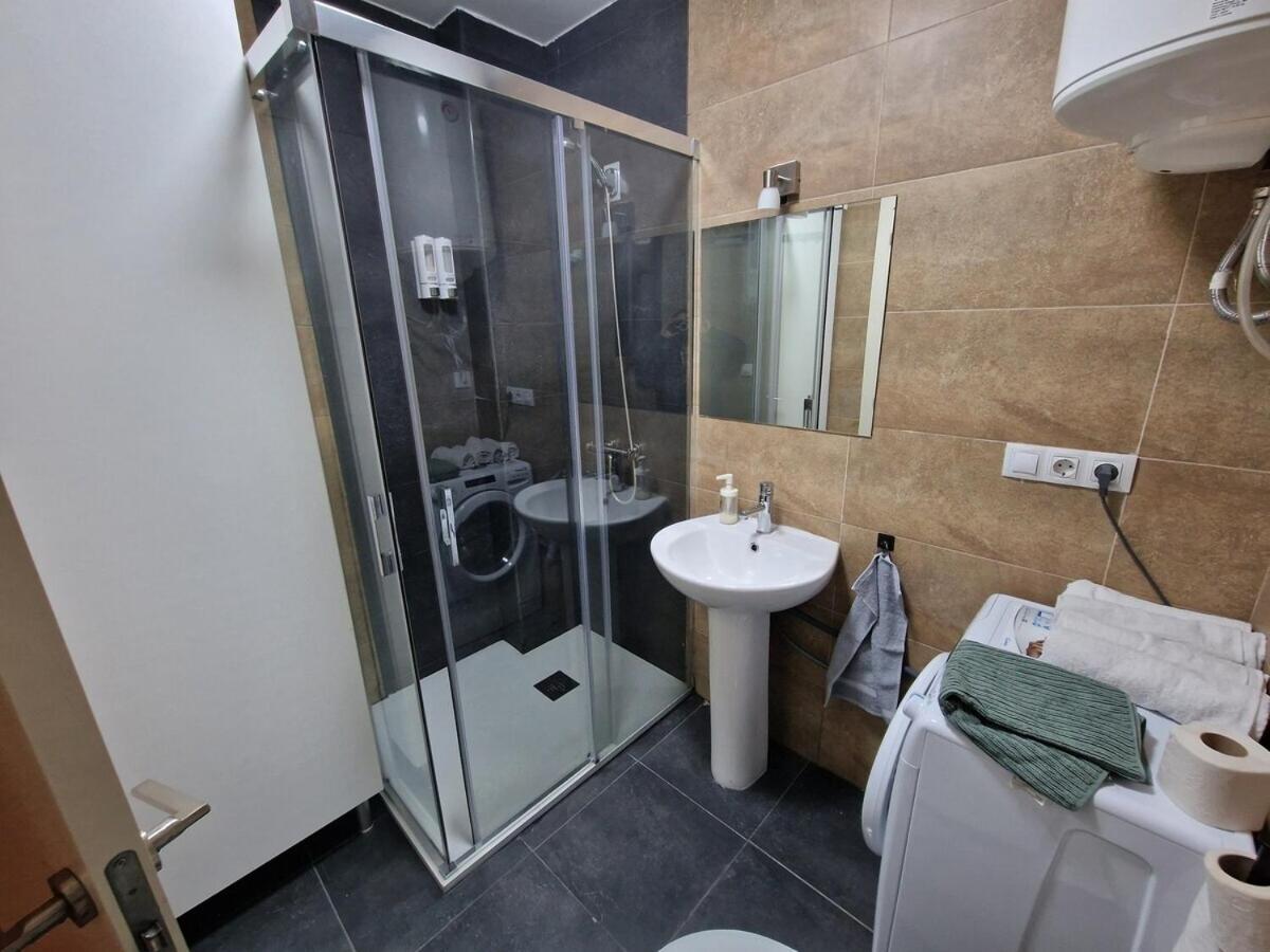 Castilla Del Patrocinio, Coqueto Apartamento De 1Dormitorio Sevilla Bagian luar foto