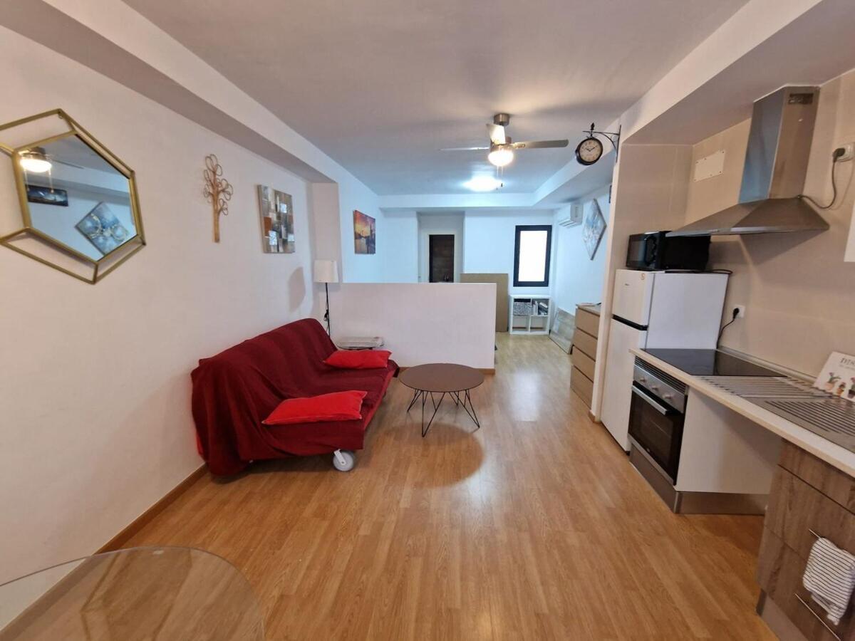 Castilla Del Patrocinio, Coqueto Apartamento De 1Dormitorio Sevilla Bagian luar foto